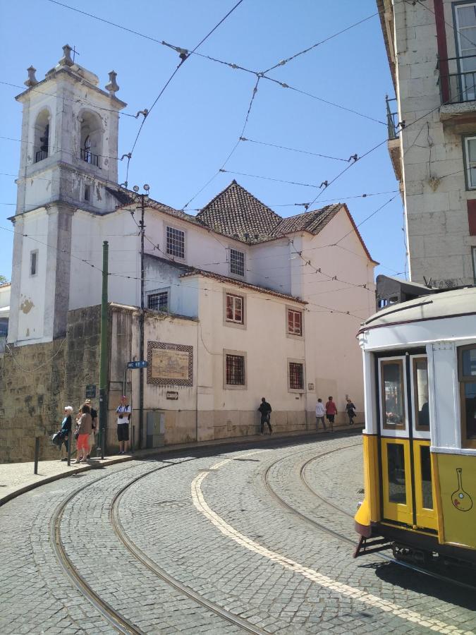 Indigo Moon's Secret Sanctuary In Alfama Lisbon