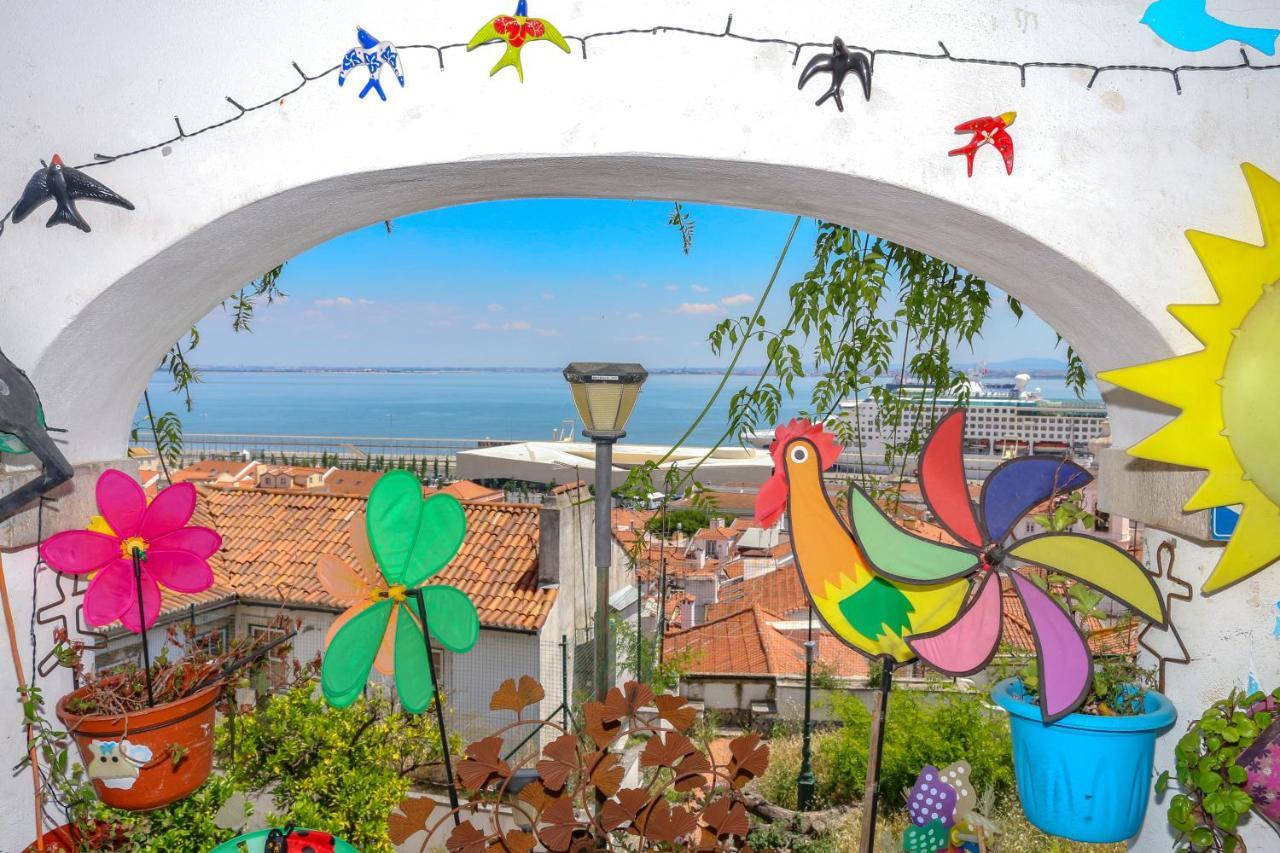Indigo Moon's Secret Sanctuary In Alfama Apartment Lisbon